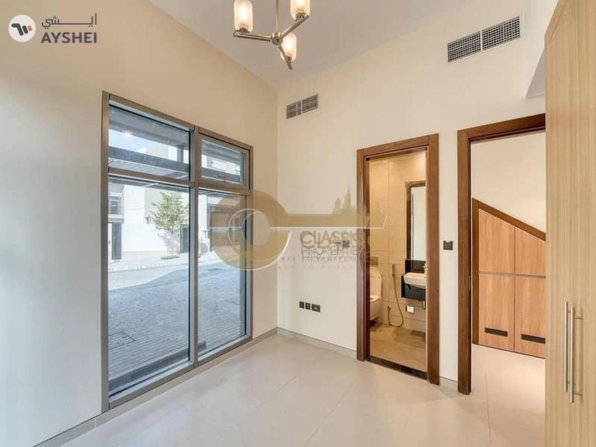 Brand New Villa | 5BR +Maids | Balcony View-19-19