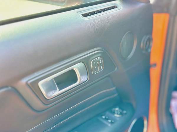 2020 Ford Mustang Ecoboost Premium High Performance - # 03067