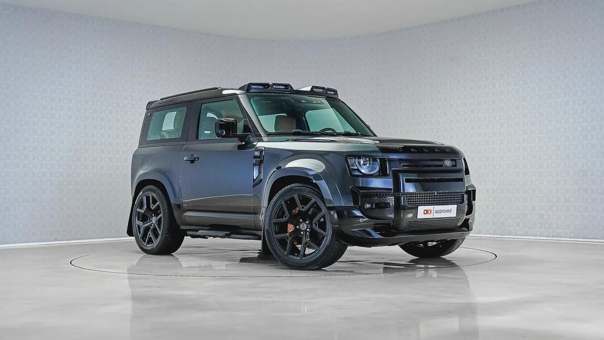 Special Offer | AED 4,704 PM | 22in WX-2, LED Lightbar | Defender 90 P400 S URBAN Widetrack-1-1