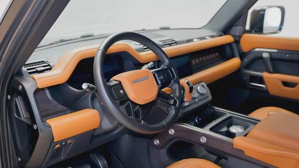 Special Offer | AED 4,704 PM | 22in WX-2, LED Lightbar | Defender 90 P400 S URBAN Widetrack