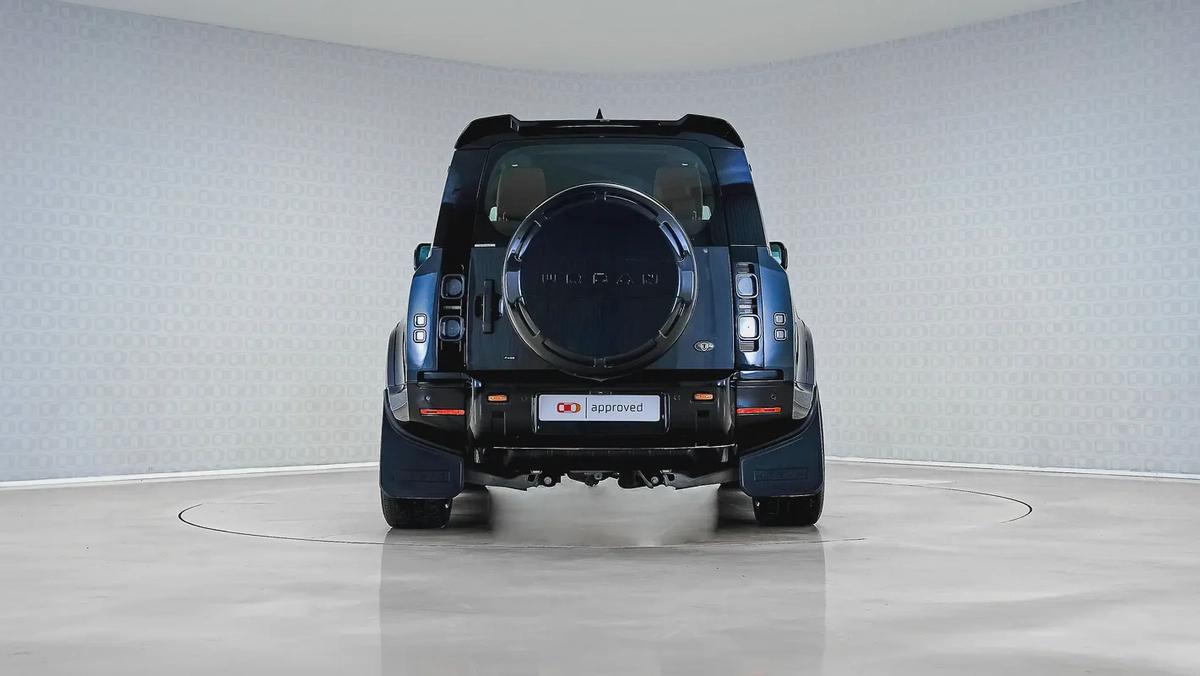 Special Offer | AED 4,704 PM | 22in WX-2, LED Lightbar | Defender 90 P400 S URBAN Widetrack-9-9