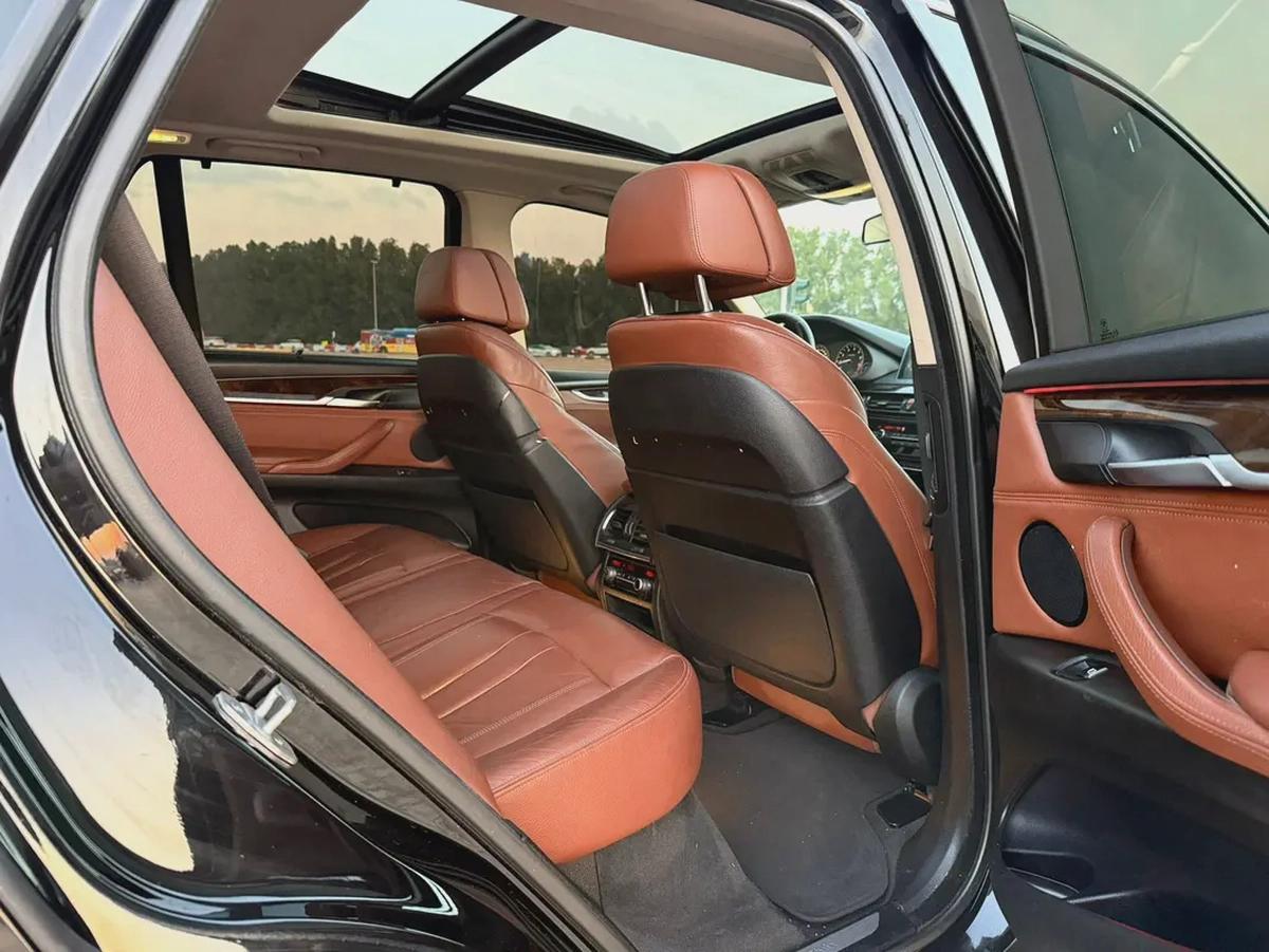 BMW X5 - 2014 GCC Specs, Top Line, Accident-Free-7-7