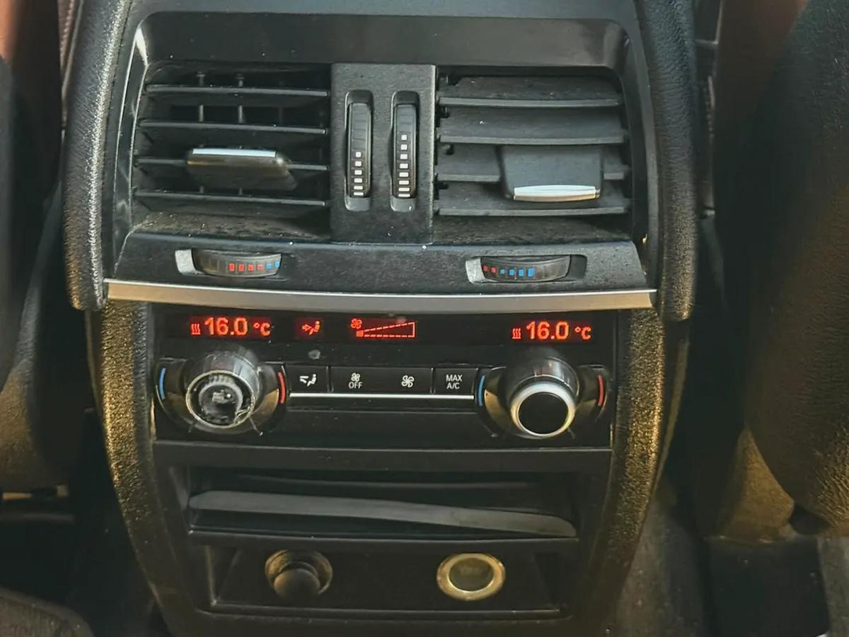 BMW X5 - 2014 GCC Specs, Top Line, Accident-Free-9-9