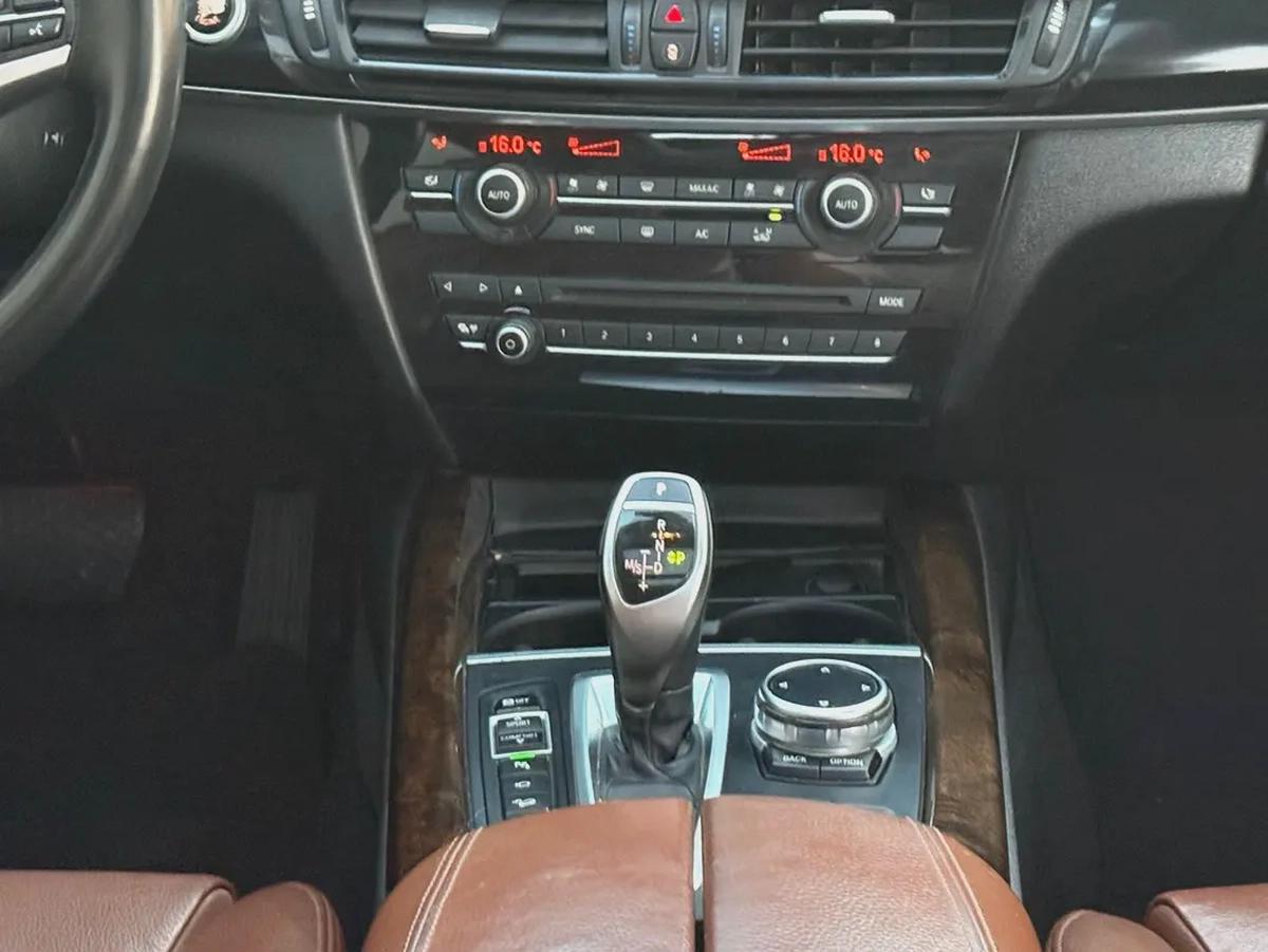 BMW X5 - 2014 GCC Specs, Top Line, Accident-Free-10-10