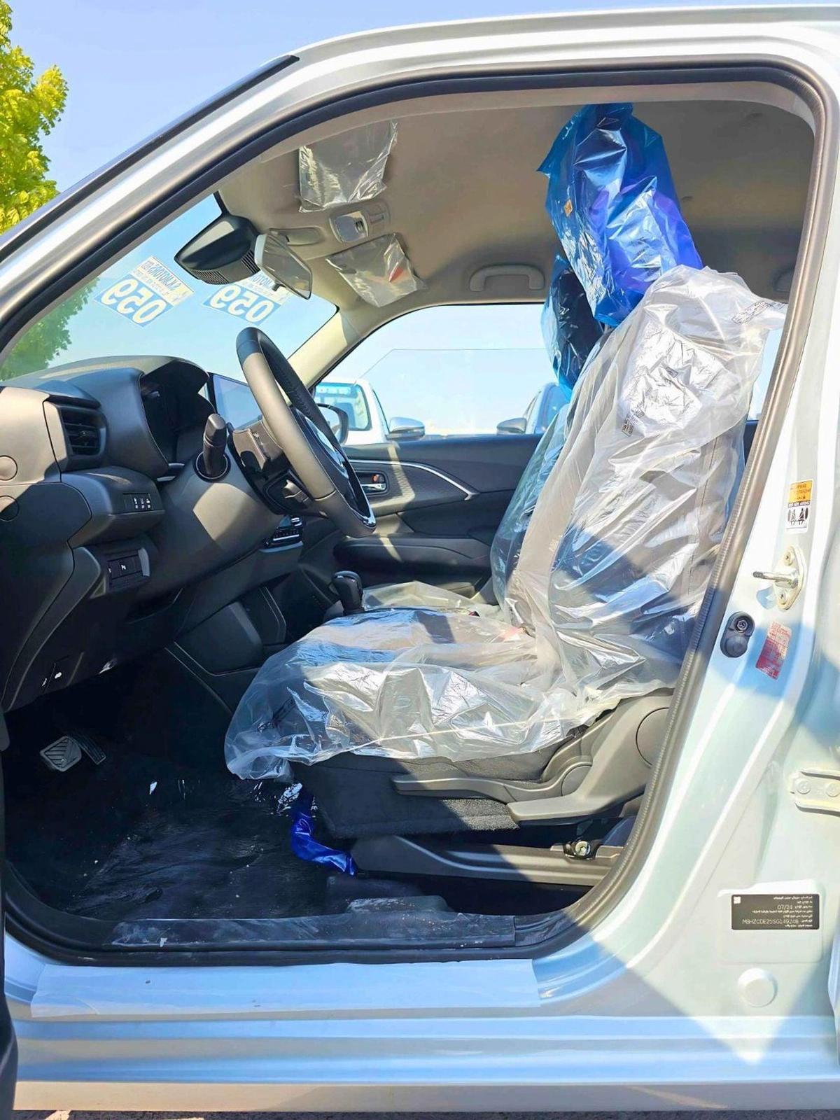 Suzuki Swift GLX | GCC WITH RADAR | BLINDSPOTS | HIGH OPTION | CODE # GLXHR-5-5