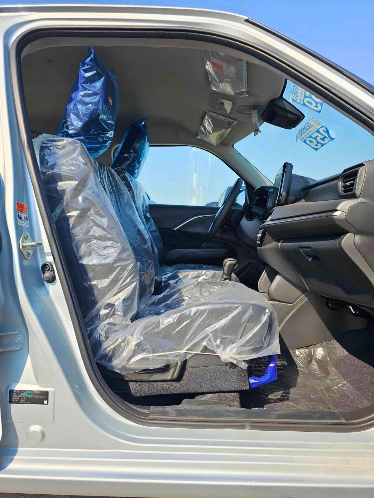 Suzuki Swift GLX | GCC WITH RADAR | BLINDSPOTS | HIGH OPTION | CODE # GLXHR-12-12