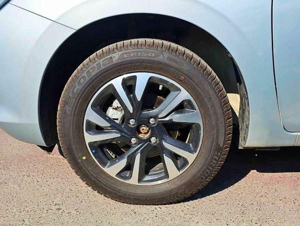 Suzuki Swift GLX | GCC WITH RADAR | BLINDSPOTS | HIGH OPTION | CODE # GLXHR