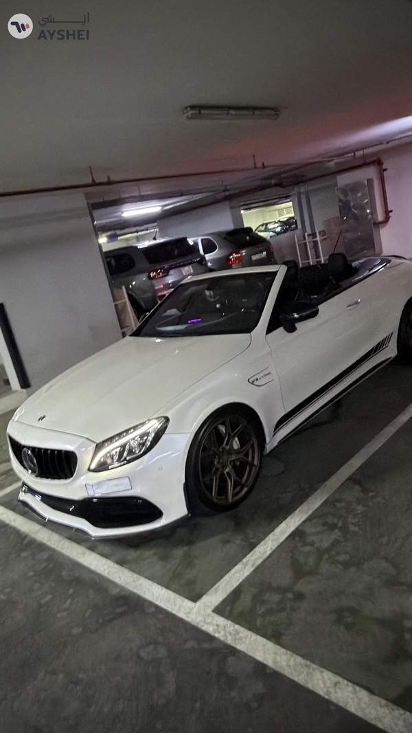 urgent sale MERCEDES BENZ C63 2017