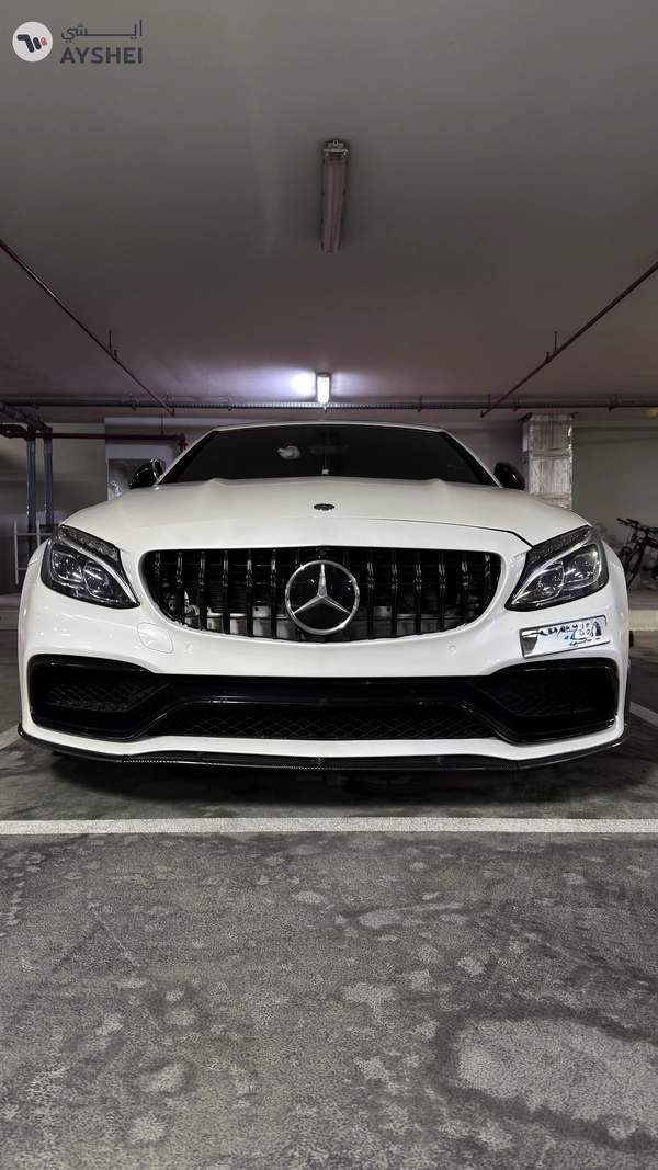 urgent sale MERCEDES BENZ C63 2017