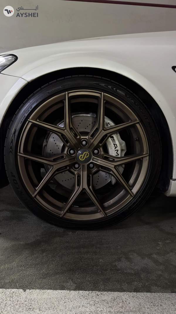 urgent sale MERCEDES BENZ C63 2017