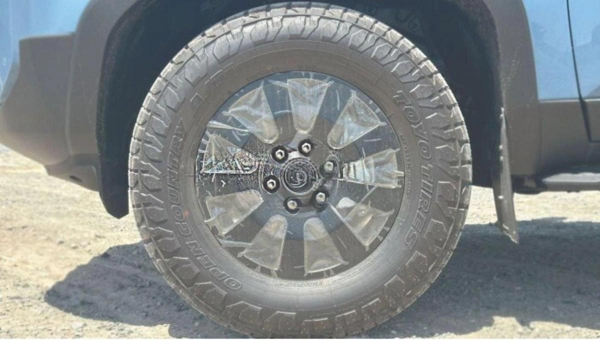 Toyota Prado 2.4L Turbo Petrol First Edition 8A/T-11-11
