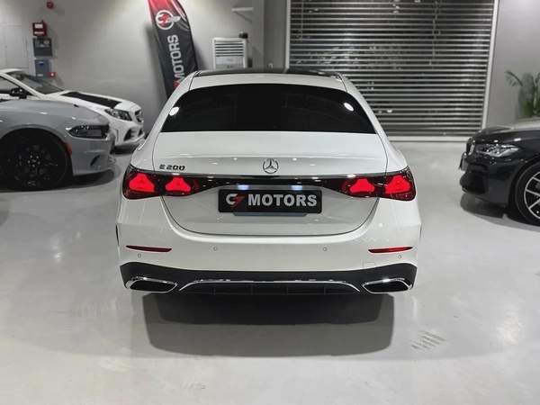 Mercedes-Benz E200 AMG | 2026 | HEAD UP DISPLAY l Fully Loaded | Zero Mileage | Under Warranty.