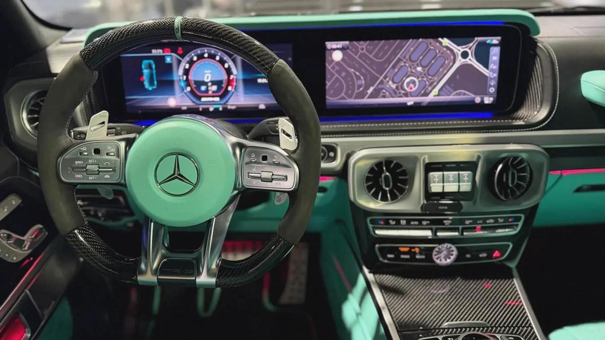 2019 MERCEDES BENZ G 700 ORIGINAL BRABUS WITH CERTIFICATES-3-3