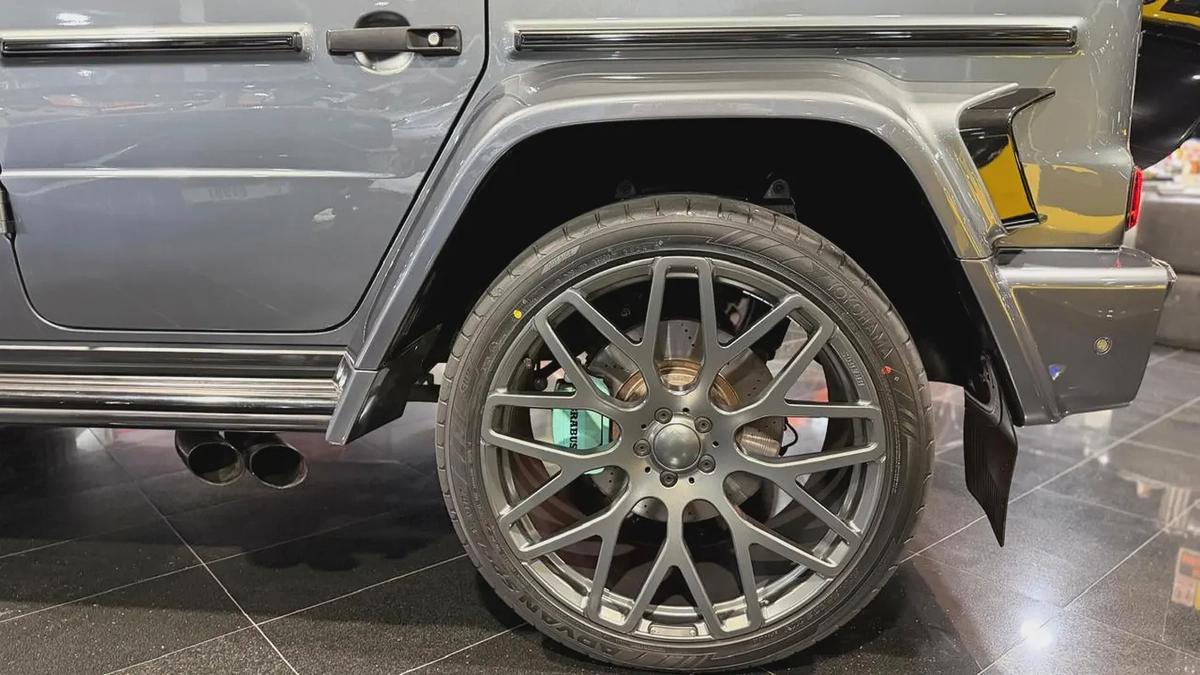 2019 MERCEDES BENZ G 700 ORIGINAL BRABUS WITH CERTIFICATES-9-9