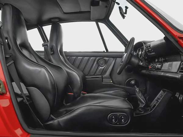 CASH ONLY: 629,000 AED | 1988 Porsche 911 Turbo 930 / Perfect Condition / Fully Restored