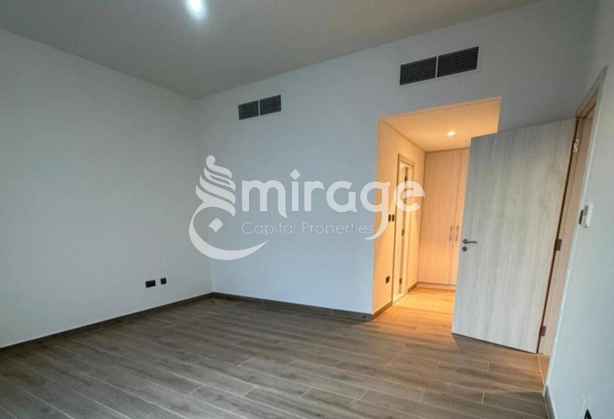 Family Living | Modern 4BR Villa | Prime Location-3-3