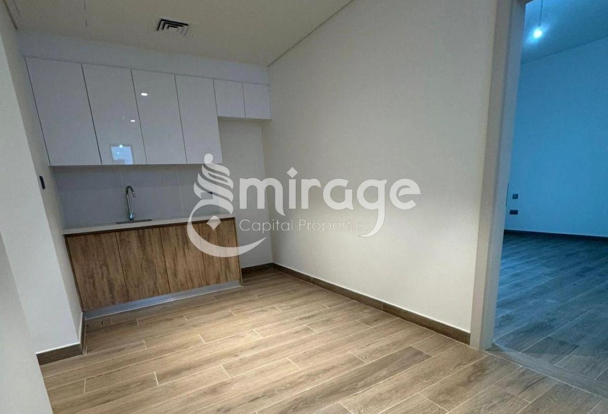 Family Living | Modern 4BR Villa | Prime Location-8-8