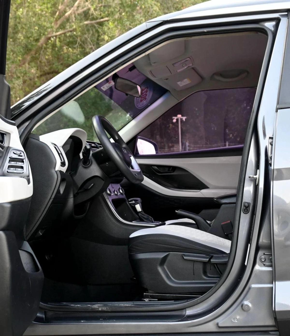 Used Hyundai Creta 2022-14-14