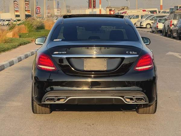 MERCEDES BENZ C63s AMG V8 LOW KILOMETER AUCTION GRADE 4. 5/B