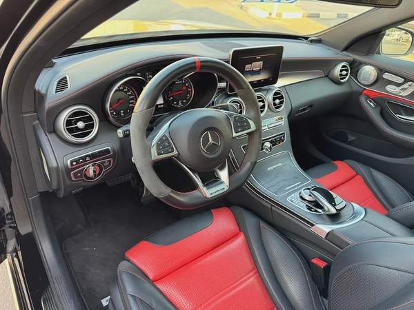 MERCEDES BENZ C63s AMG V8 LOW KILOMETER AUCTION GRADE 4. 5/B