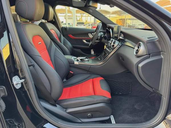 MERCEDES BENZ C63s AMG V8 LOW KILOMETER AUCTION GRADE 4. 5/B