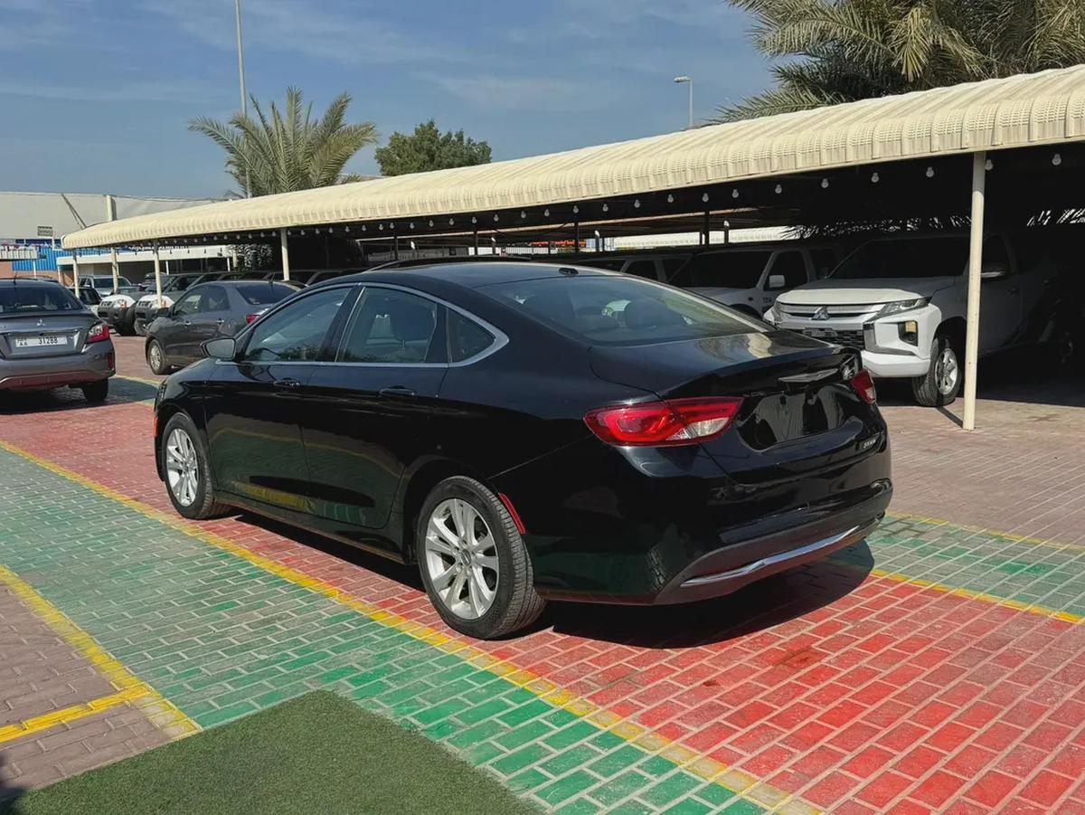 Chrysler 200 200C 2015 - American Specs - GCC Resale-3-3