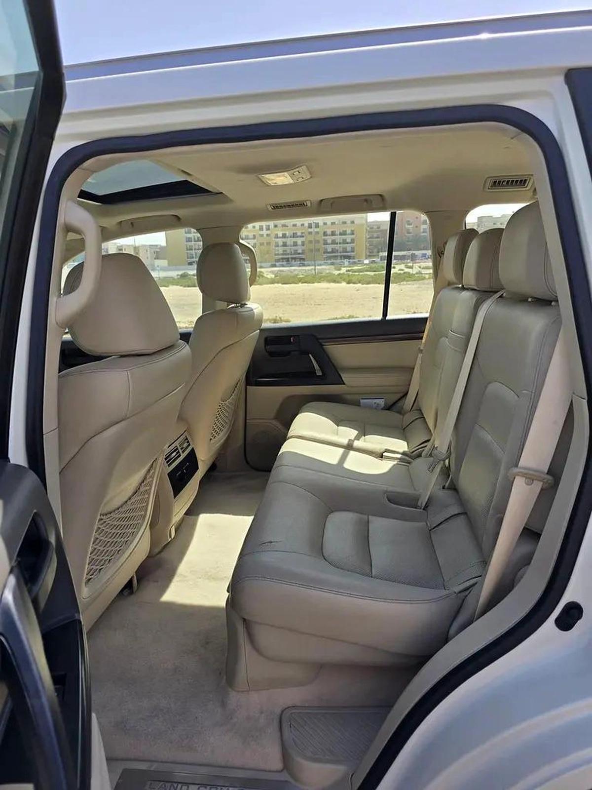 Toyota Land Cruiser GXR V6 Grand Touring 2019 GCC Specs-10-10