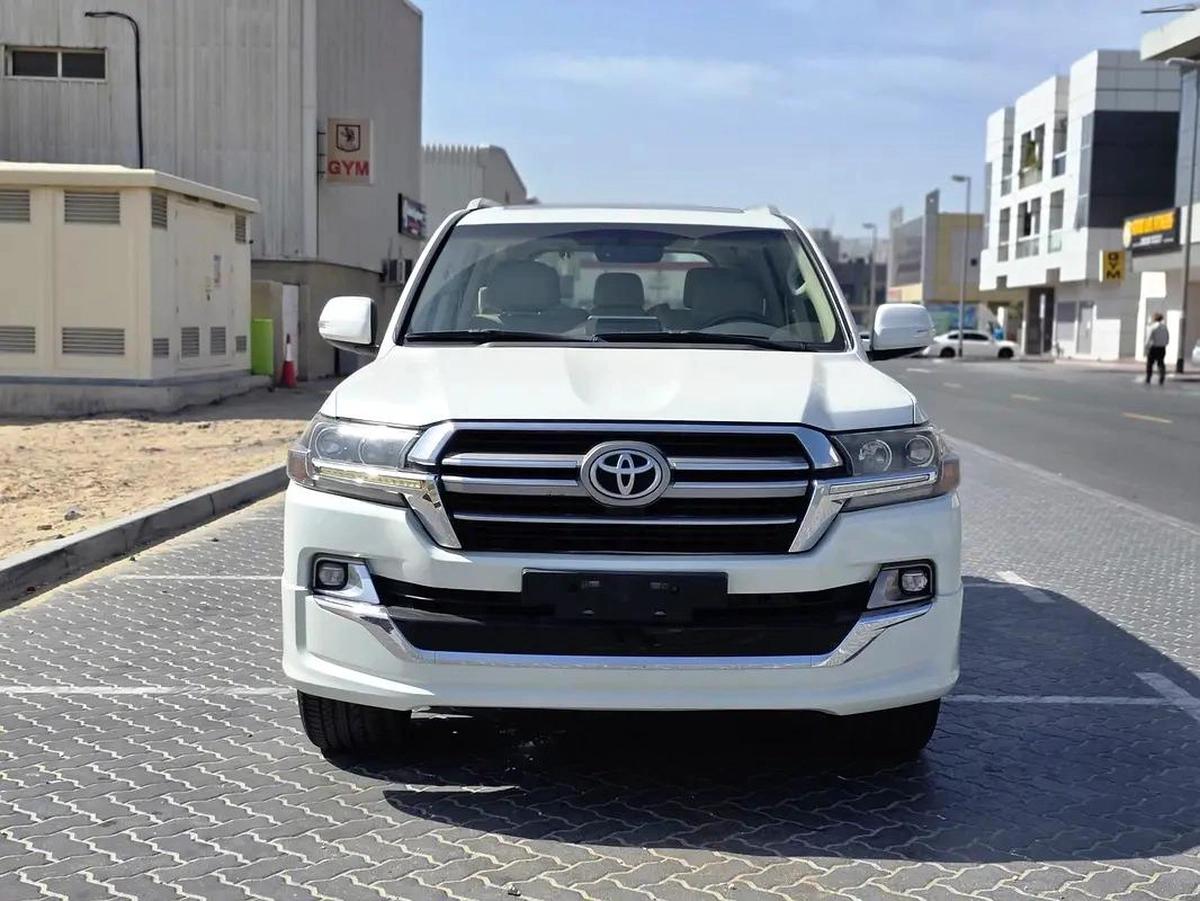Toyota Land Cruiser GXR V6 Grand Touring 2019 GCC Specs-2-2