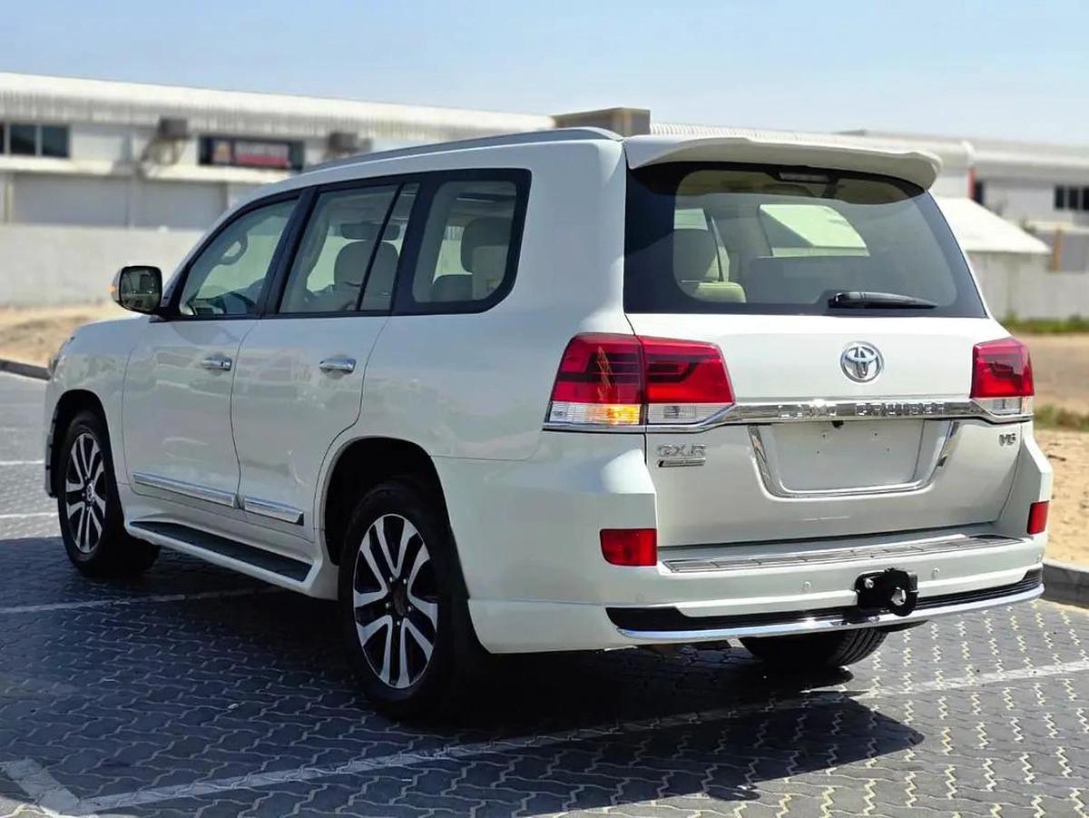 Toyota Land Cruiser GXR V6 Grand Touring 2019 GCC Specs-7-7