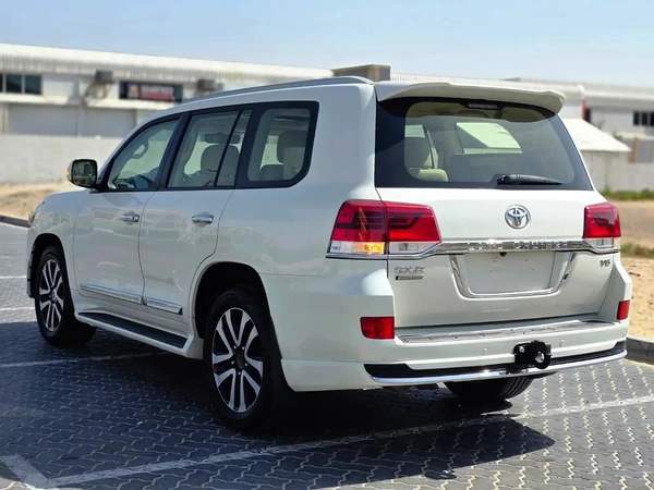 Toyota Land Cruiser GXR V6 Grand Touring 2019 GCC Specs