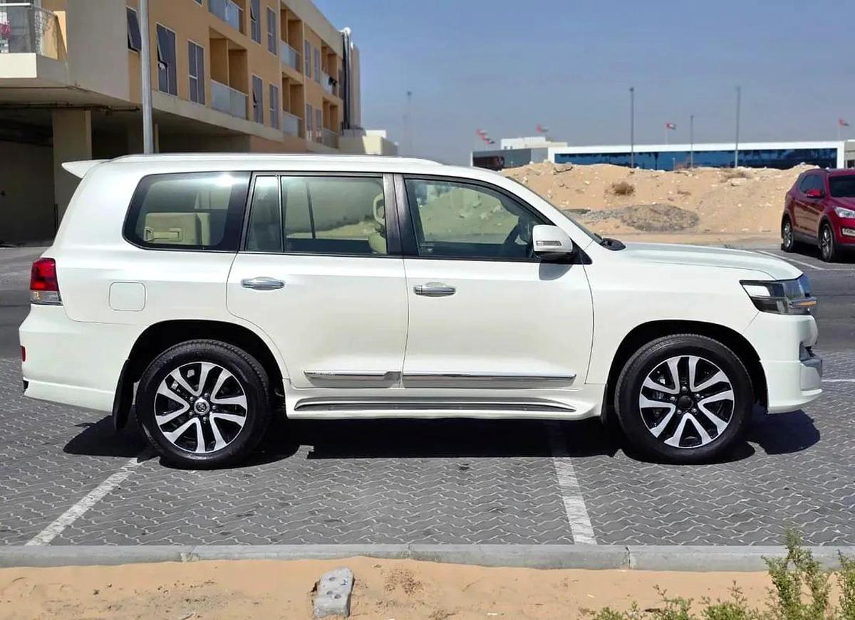 Toyota Land Cruiser GXR V6 Grand Touring 2019 GCC Specs-13-13