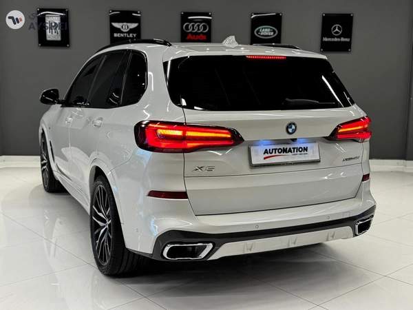 BMW X5 40i 2021