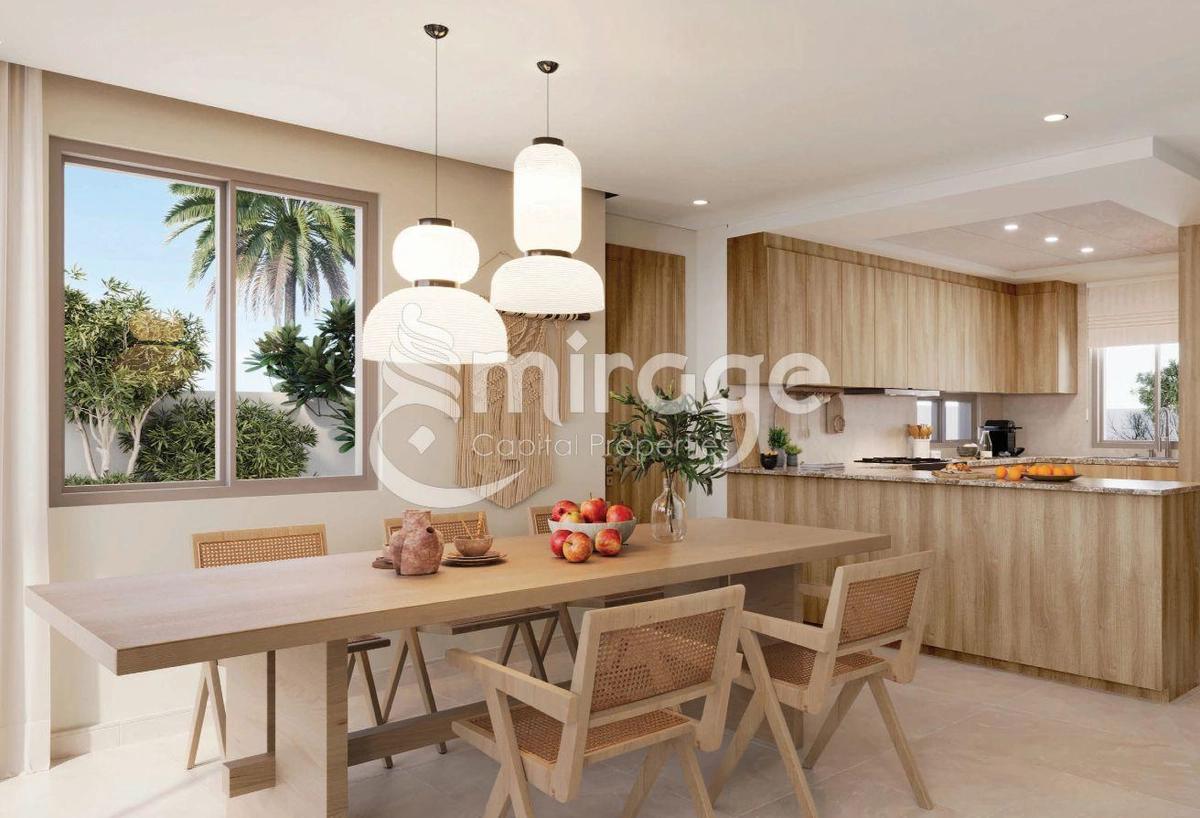 Corner 2BR TH | Double Row | Casares-4-4