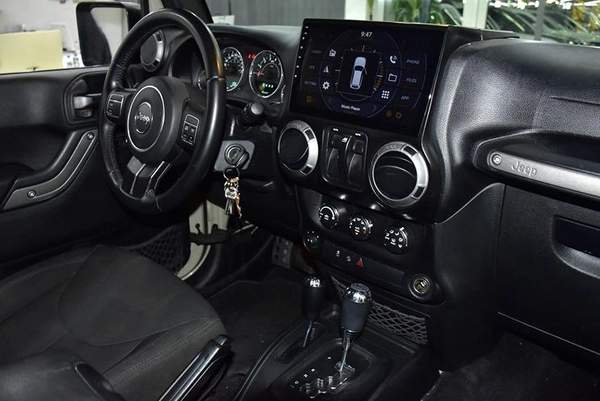 Jeep Wrangler Sport ( 2017 Model ) in Beige Color GCC Specs