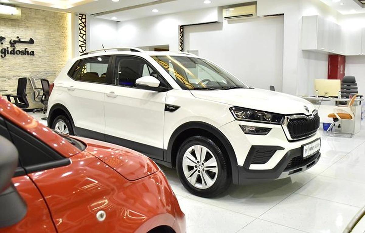 Skoda Kushaq ( 2023 Model ) in White Color GCC Specs-3-3