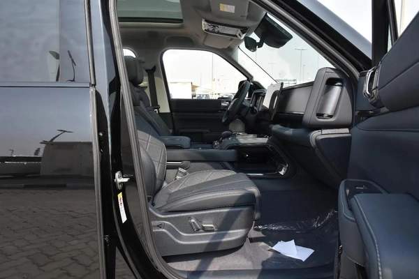LEOPARD 5 NAVIGATOR 2025 | BLACK