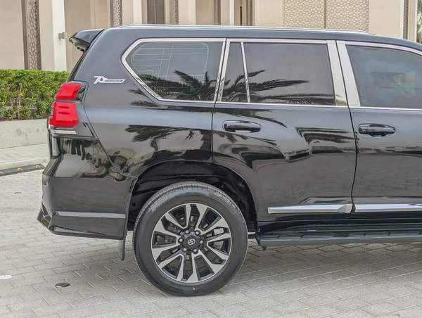 TOYOTA PRADO 2018 GCC V6 4.0L IN EXCELLENT CONDITION