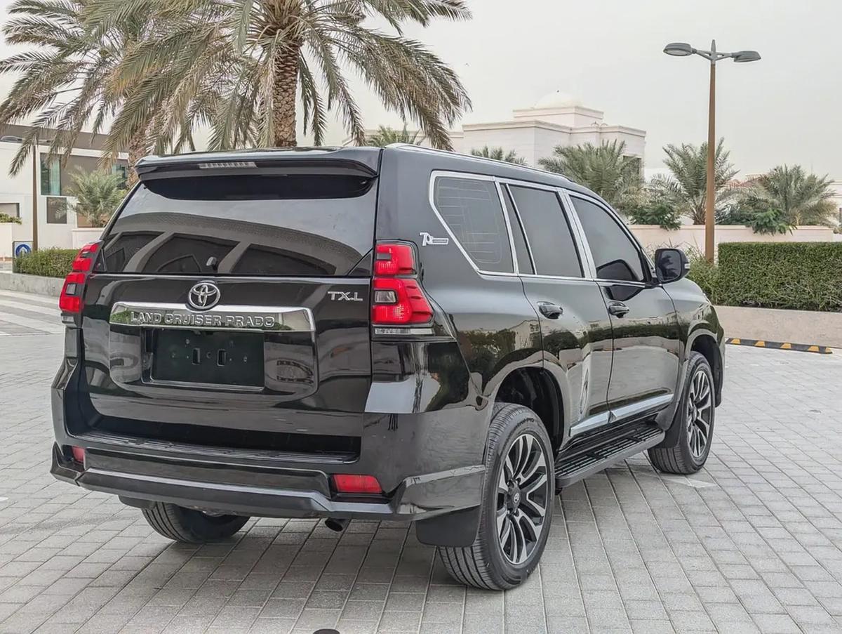 TOYOTA PRADO 2018 GCC V6 4.0L IN EXCELLENT CONDITION-13-13