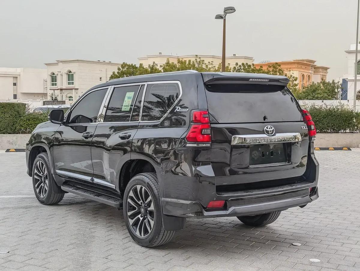 TOYOTA PRADO 2018 GCC V6 4.0L IN EXCELLENT CONDITION-14-14