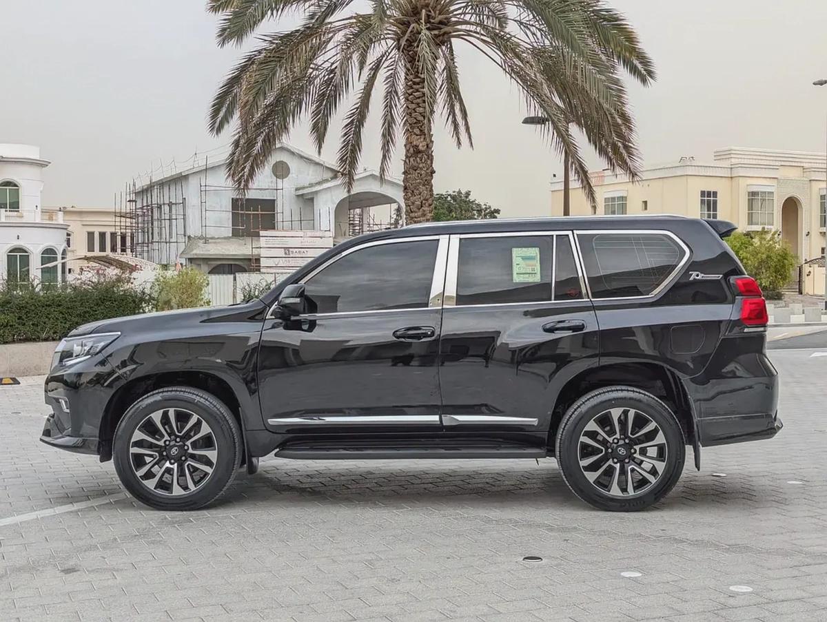 TOYOTA PRADO 2018 GCC V6 4.0L IN EXCELLENT CONDITION-15-15