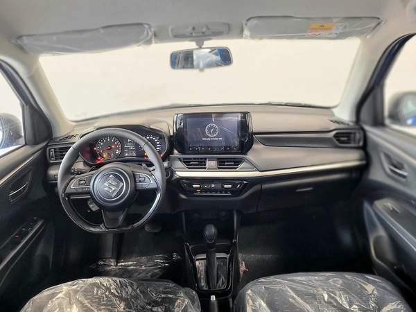 Suzuki Swift GLX 2026 Dual Tone