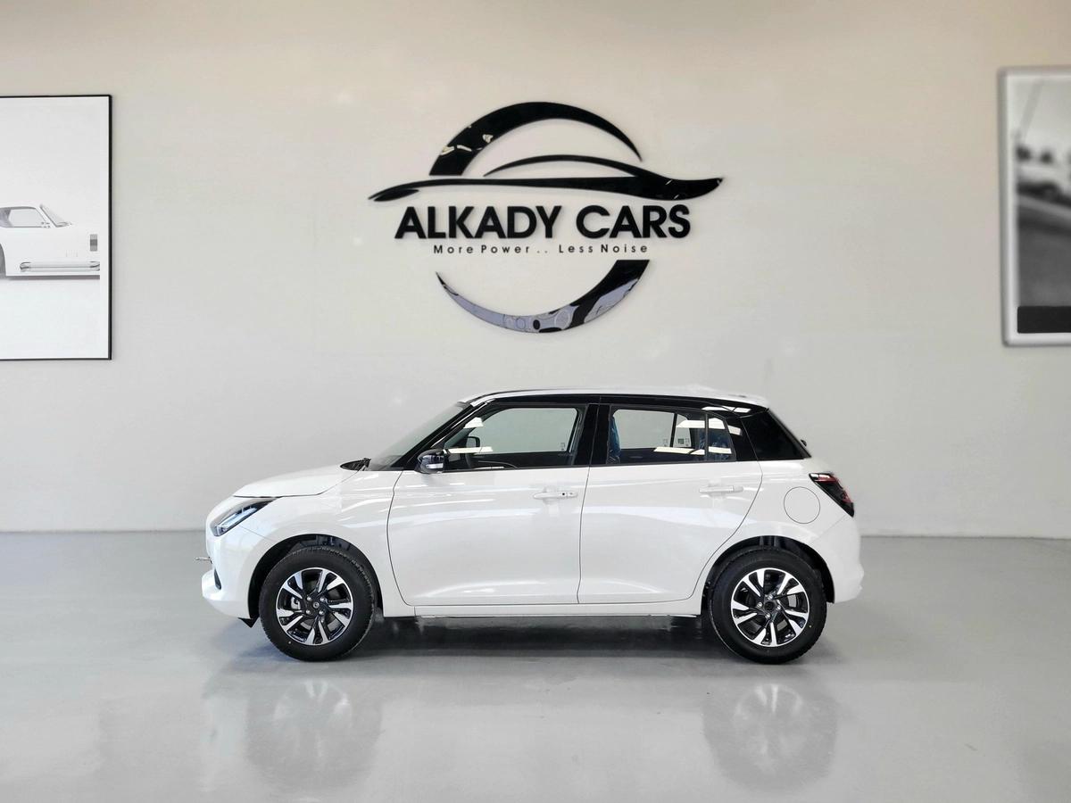 Suzuki Swift GLX 2026 Dual Tone-2-2