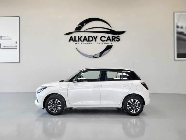 Suzuki Swift GLX 2026 Dual Tone