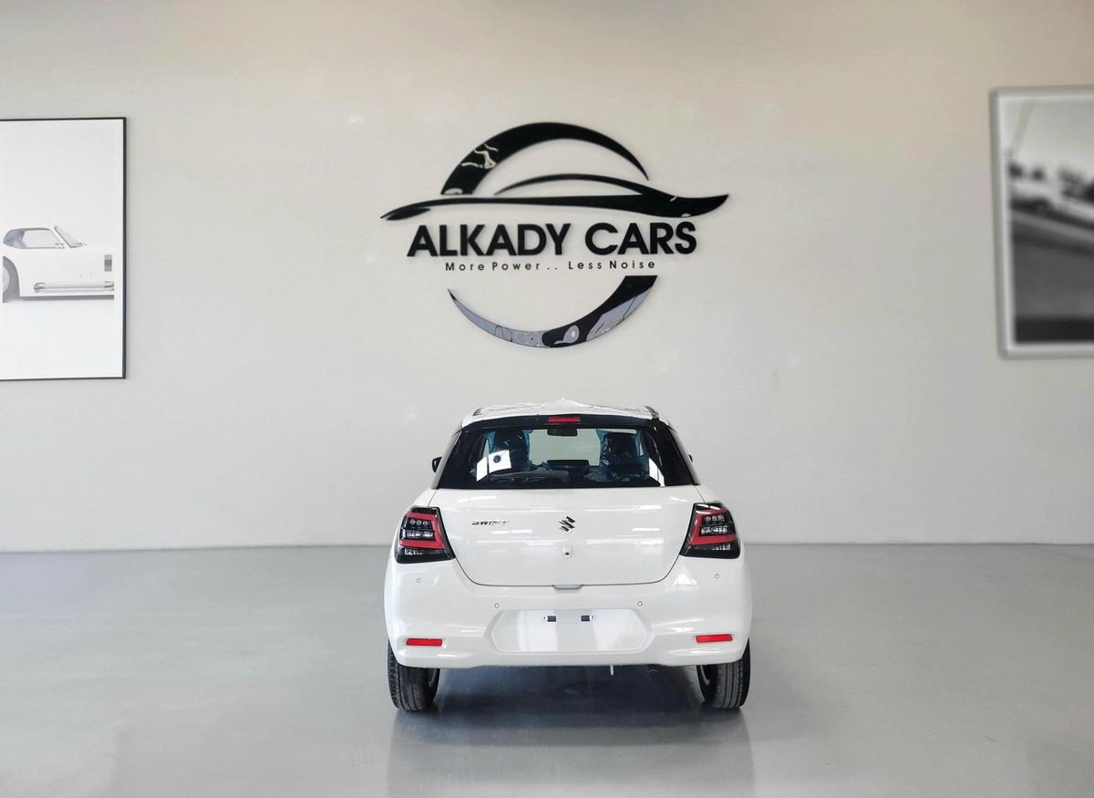 Suzuki Swift GLX 2026 Dual Tone-4-4
