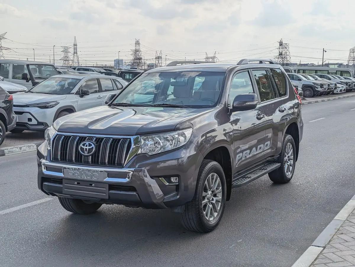 TOYOTA PRADO 2021 TXL GCC V6 4.0L IN EXCELLENT CONDITION-0-0