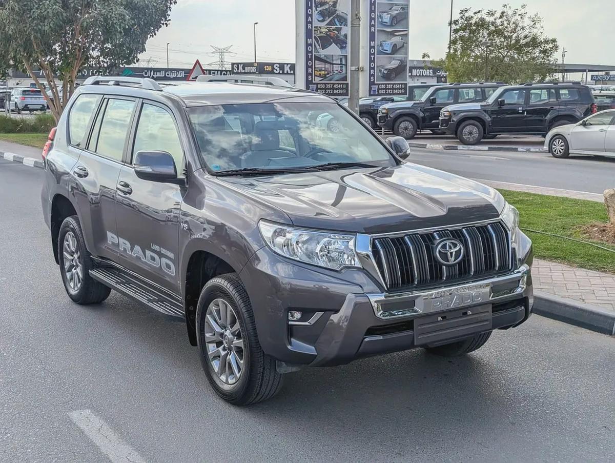 TOYOTA PRADO 2021 TXL GCC V6 4.0L IN EXCELLENT CONDITION-1-1