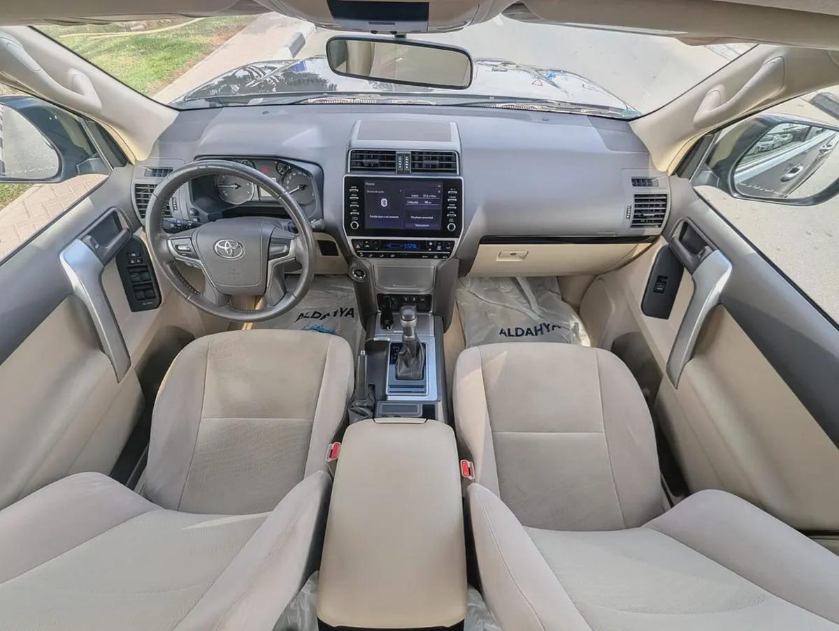 TOYOTA PRADO 2021 TXL GCC V6 4.0L IN EXCELLENT CONDITION-2-2