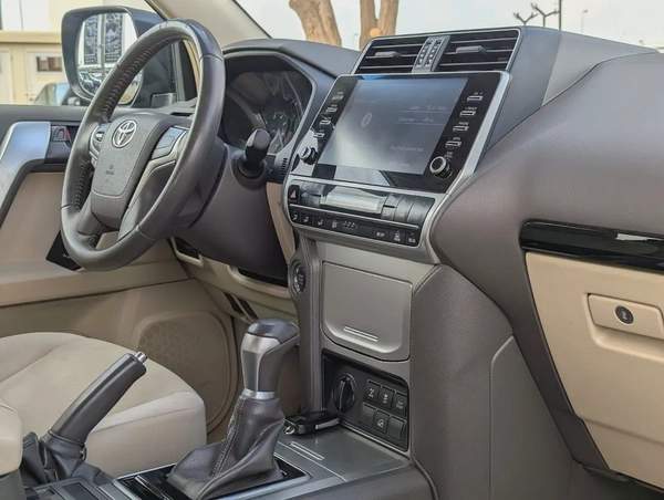TOYOTA PRADO 2021 TXL GCC V6 4.0L IN EXCELLENT CONDITION