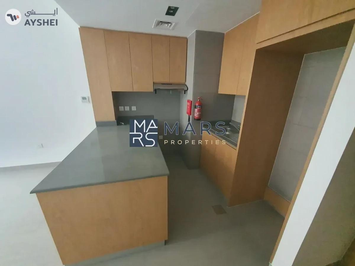 Stunning New 1BHK Apartment in Prime Location-7-7