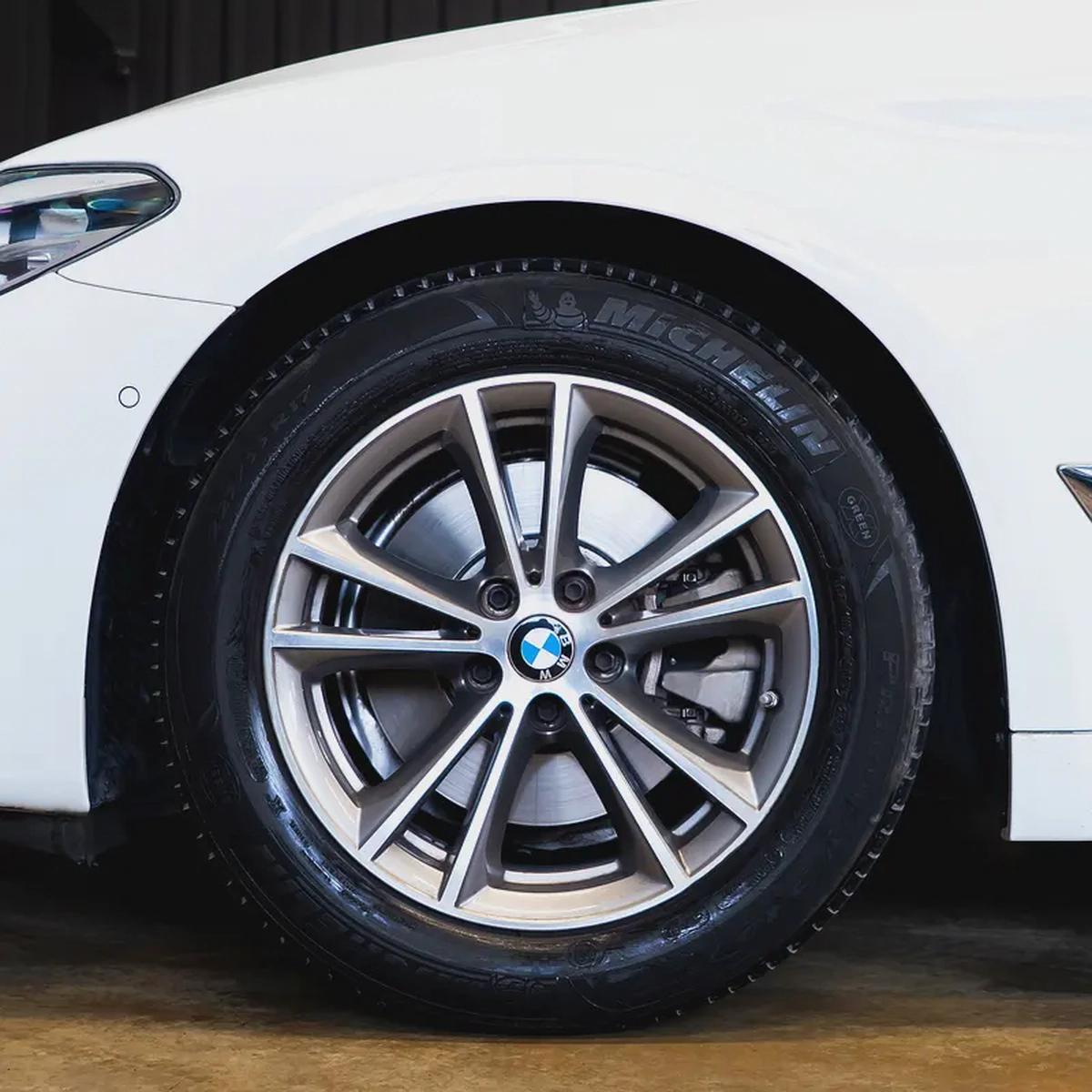 AED 1,589 pm • 0% Downpayment • BMW 520i • 1 Year Warranty-5-5